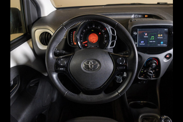 Toyota Aygo 1.0 VVT-i x-play / 72pk / Apple Carplay / Cruise control / Airco