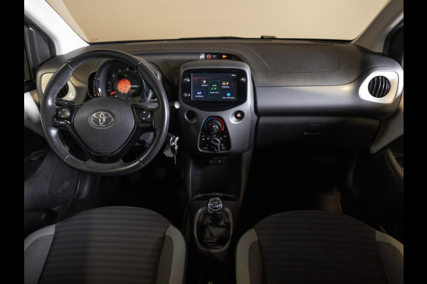 Toyota Aygo 1.0 VVT-i x-play / 72pk / Apple Carplay / Cruise control / Airco