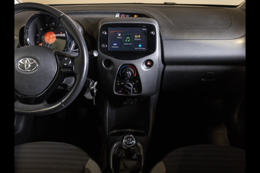 Toyota Aygo 1.0 VVT-i x-play / 72pk / Apple Carplay / Cruise control / Airco