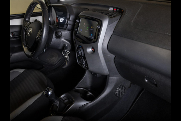 Toyota Aygo 1.0 VVT-i x-play / 72pk / Apple Carplay / Cruise control / Airco