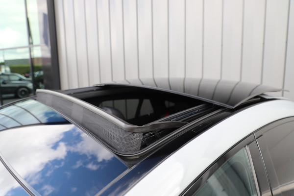 Mercedes-Benz GLE Coupé 400e AMG 4-Matic | 381PK | Luchtvering | Head-up | Carbon | Burmester | Distronic | Pano | Stoelkoeling | Stuurwielverw. | Mercedes-Benz GLE Coupé 400e AMG 4-Matic | 381PK | Luchtvering | Head-up | Carbon | Burmester | Distronic | Pano | Stoelkoeling | Stuurwielverw. |