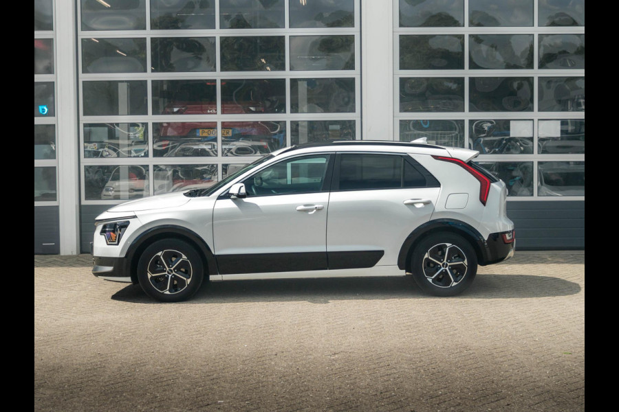 Kia Niro 1.6 GDi Hybrid DynamicPlusLine l Lederen bekleding l Stoelverwarming & stuurwielverwarming l Schuifkantel dak