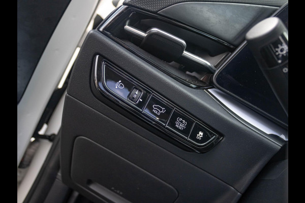Kia Niro 1.6 GDi Hybrid DynamicPlusLine l Lederen bekleding l Stoelverwarming & stuurwielverwarming l Schuifkantel dak