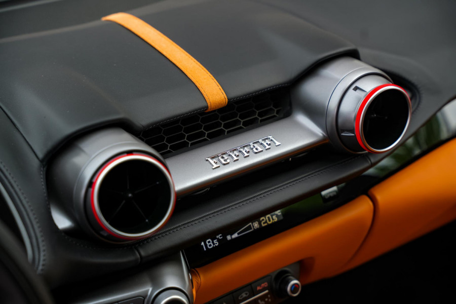 Ferrari 812 6.5 V12 Superfast HELE Keramisch Carbon Alcantara Memory V12 800PK!