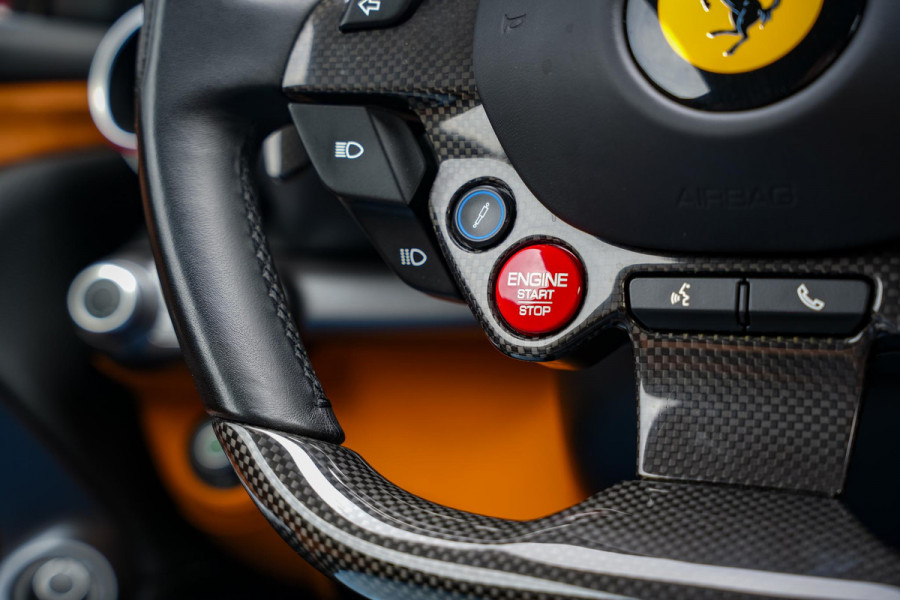 Ferrari 812 6.5 V12 Superfast HELE Keramisch Carbon Alcantara Memory V12 800PK!