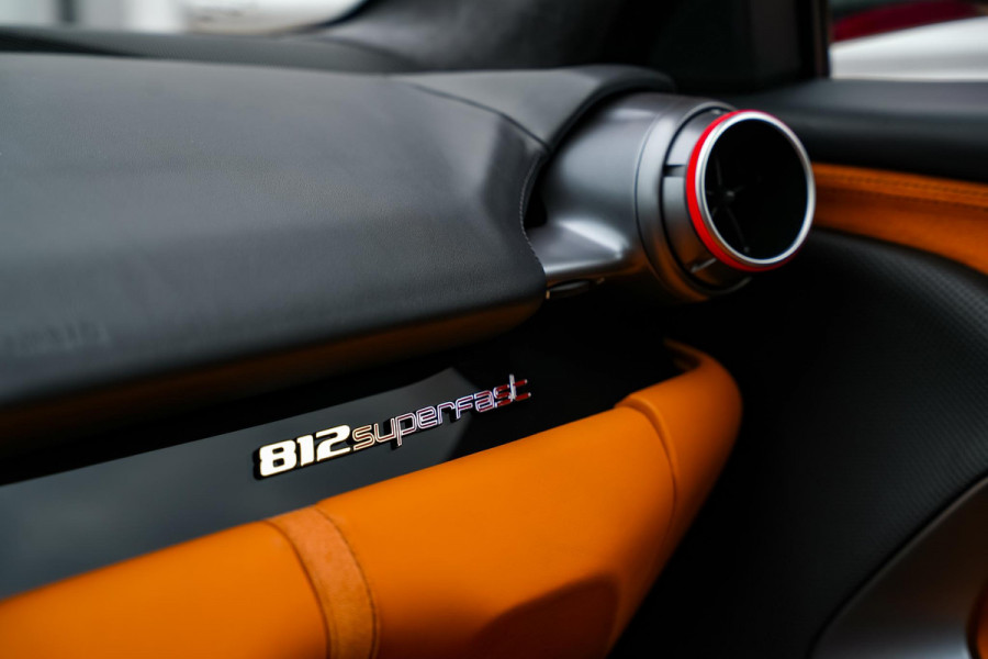 Ferrari 812 6.5 V12 Superfast HELE Keramisch Carbon Alcantara Memory V12 800PK!
