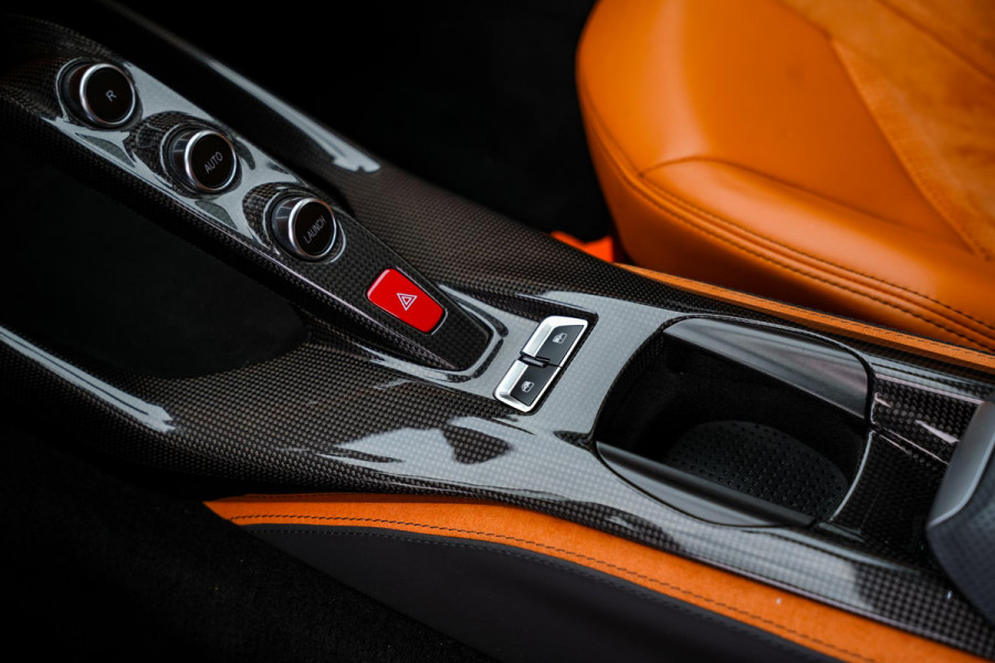 Ferrari 812 6.5 V12 Superfast HELE Keramisch Carbon Alcantara Memory V12 800PK!
