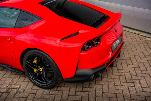 Ferrari 812 6.5 V12 Superfast HELE Keramisch Carbon Alcantara Memory V12 800PK!
