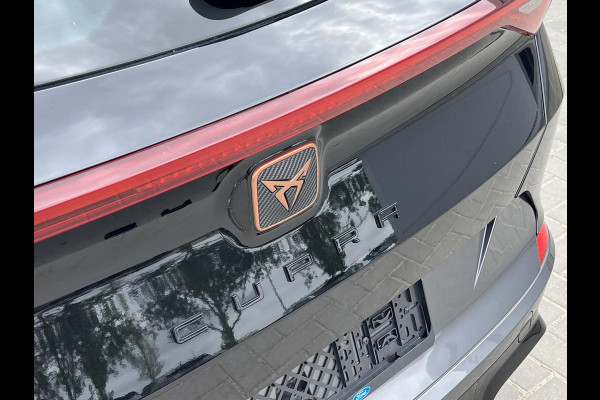 CUPRA Formentor 1.4 e-Hybrid VZ Copper Edition 244pk SCI  | Panoramadak | Adaptieve Cruise | Matrix Led | Stoelverwarming