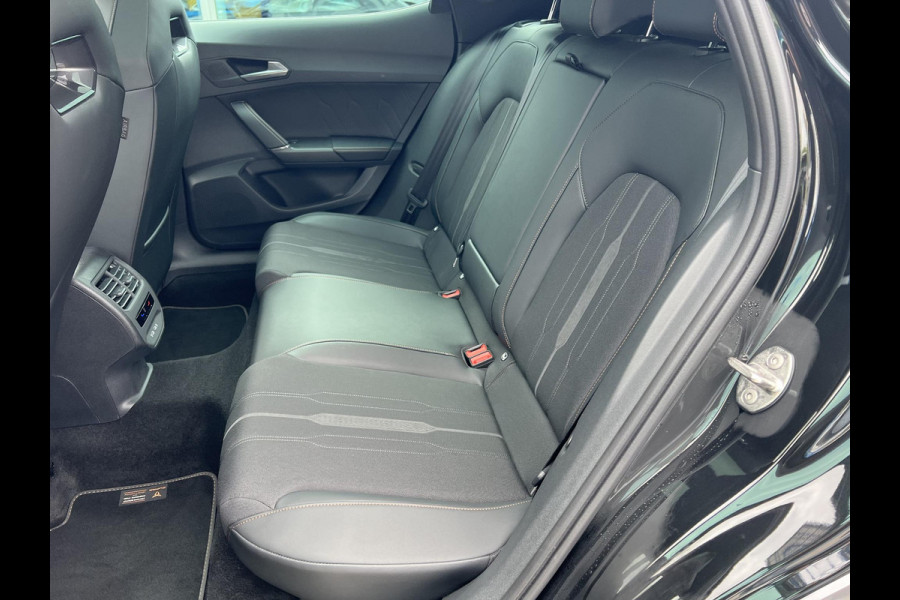 CUPRA Formentor 1.4 e-Hybrid VZ Copper Edition 244pk SCI  | Panoramadak | Adaptieve Cruise | Matrix Led | Stoelverwarming