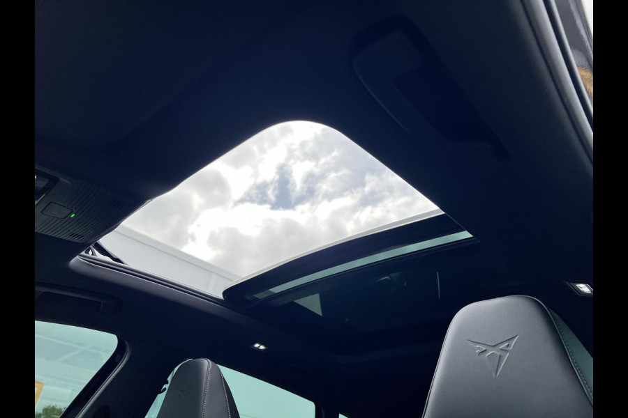 CUPRA Formentor 1.4 e-Hybrid VZ Copper Edition 244pk SCI  | Panoramadak | Adaptieve Cruise | Matrix Led | Stoelverwarming