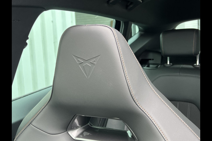CUPRA Formentor 1.4 e-Hybrid VZ Copper Edition 244pk SCI  | Panoramadak | Adaptieve Cruise | Matrix Led | Stoelverwarming