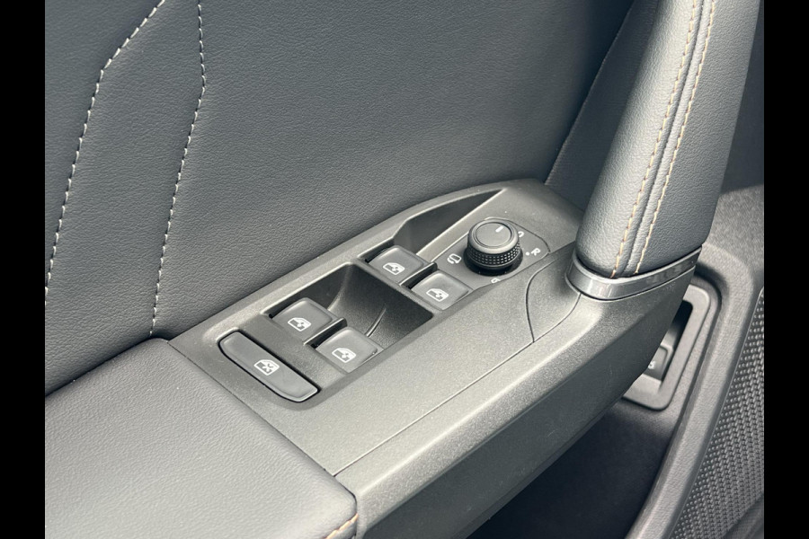 CUPRA Formentor 1.4 e-Hybrid VZ Copper Edition 244pk SCI  | Panoramadak | Adaptieve Cruise | Matrix Led | Stoelverwarming