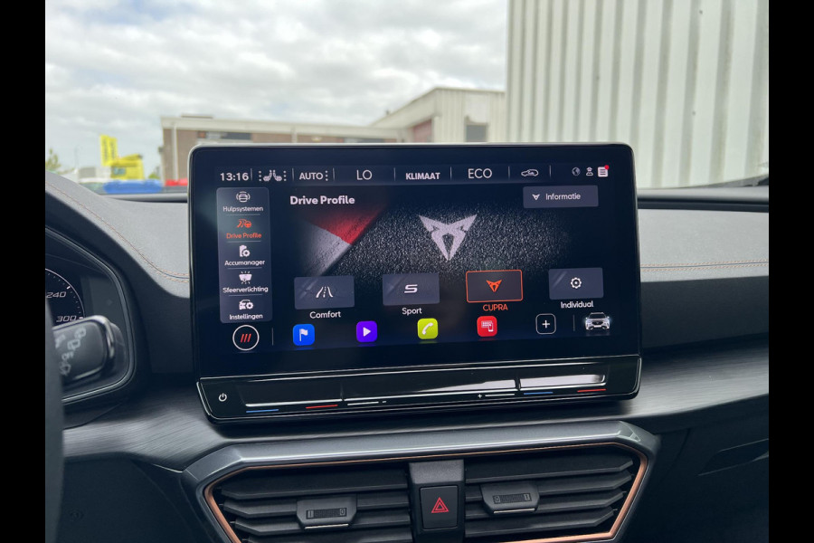 CUPRA Formentor 1.4 e-Hybrid VZ Copper Edition 244pk SCI  | Panoramadak | Adaptieve Cruise | Matrix Led | Stoelverwarming