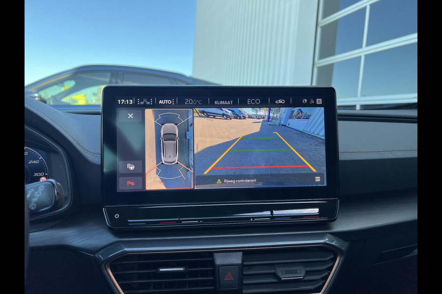 CUPRA Formentor 1.4 e-Hybrid VZ Copper Edition 244pk SCI  | Panoramadak | Adaptieve Cruise | Matrix Led | Stoelverwarming