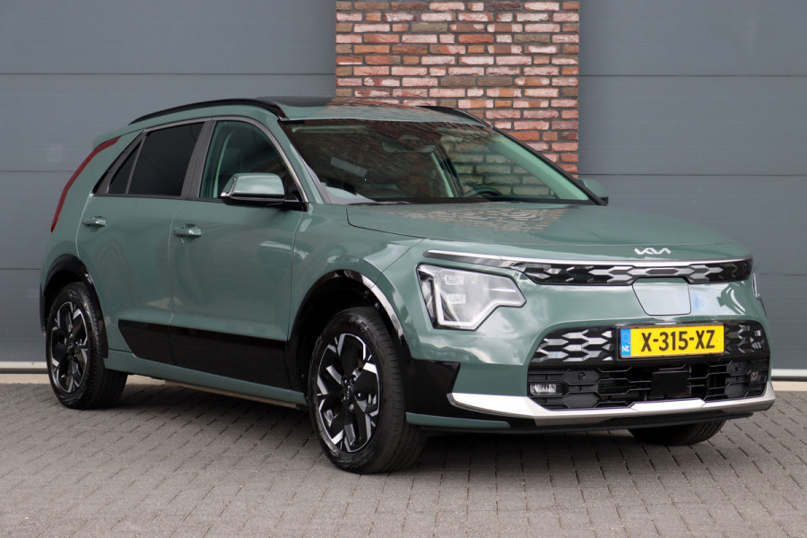 Kia Niro EV ExecutiveLine 64.8 kWh | Panoramadak | HUD | Adaptive Cruise Control | Stoelkoeling | Memory | Harman/Kardon | Camera | Stoel-, Stuur- en Achterbankverwarming |