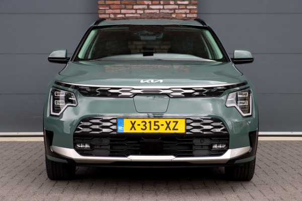 Kia Niro EV ExecutiveLine 64.8 kWh | Panoramadak | HUD | Adaptive Cruise Control | Stoelkoeling | Memory | Harman/Kardon | Camera | Stoel-, Stuur- en Achterbankverwarming |