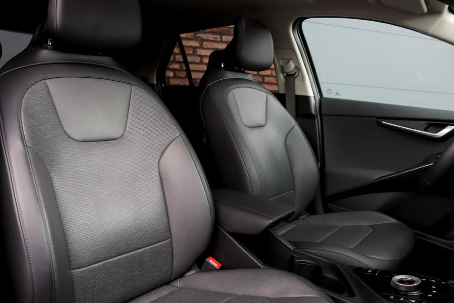 Kia Niro EV ExecutiveLine 64.8 kWh | Panoramadak | HUD | Adaptive Cruise Control | Stoelkoeling | Memory | Harman/Kardon | Camera | Stoel-, Stuur- en Achterbankverwarming |