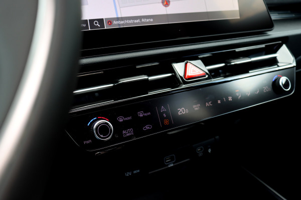 Kia Niro EV ExecutiveLine 64.8 kWh | Panoramadak | HUD | Adaptive Cruise Control | Stoelkoeling | Memory | Harman/Kardon | Camera | Stoel-, Stuur- en Achterbankverwarming |