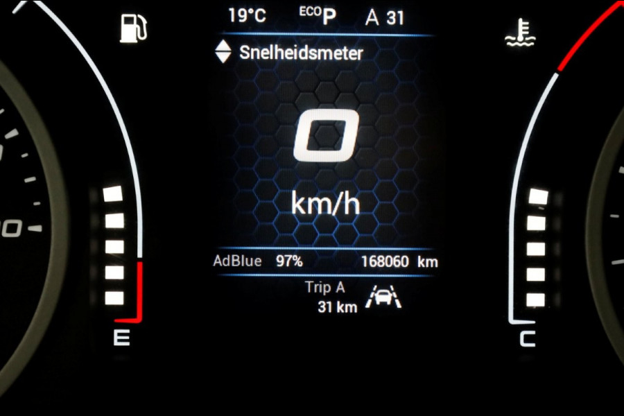 Iveco Daily 40C18 3.0 180pk L2H2 HiMatic Automaat LED/Inrichting/Trekhaak 3500kg 03-2021