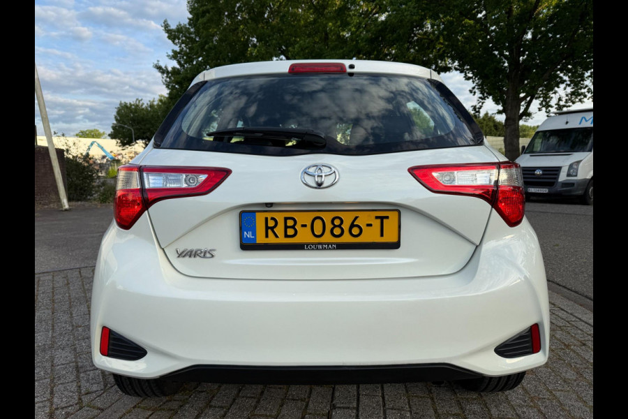 Toyota Yaris 1.5 VVT-i AUTOMAAT ASPIRATION DYNAMIC SPORT 17 INCH NAP CLIMA