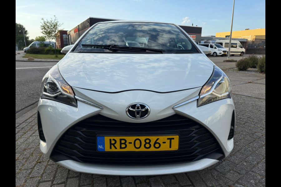 Toyota Yaris 1.5 VVT-i AUTOMAAT ASPIRATION DYNAMIC SPORT 17 INCH NAP CLIMA