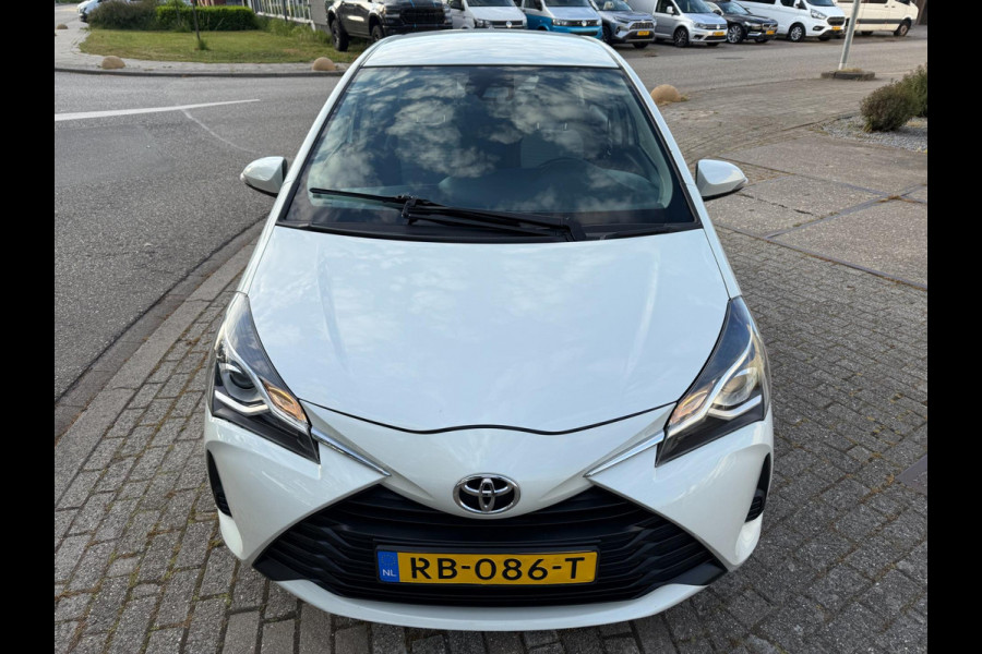 Toyota Yaris 1.5 VVT-i AUTOMAAT ASPIRATION DYNAMIC SPORT 17 INCH NAP CLIMA