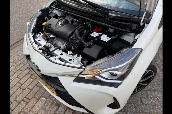 Toyota Yaris 1.5 VVT-i AUTOMAAT ASPIRATION DYNAMIC SPORT 17 INCH NAP CLIMA