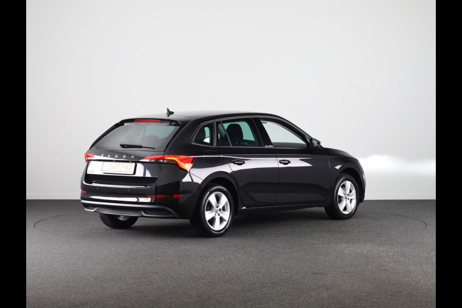 Škoda SCALA 1.0 TSI Ambition 110 pk | Verlengde garantie | Navigatie via App | Parkeersensoren achter | LED koplampen | Apple Carplay/Android Auto |