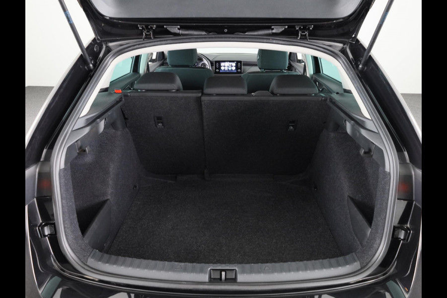 Škoda SCALA 1.0 TSI Ambition 110 pk | Verlengde garantie | Navigatie via App | Parkeersensoren achter | LED koplampen | Apple Carplay/Android Auto |