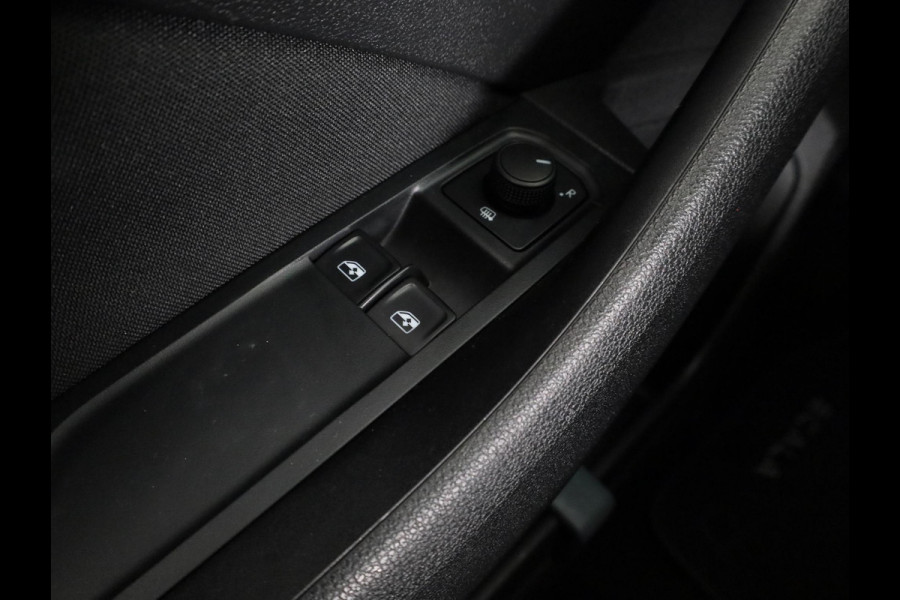 Škoda SCALA 1.0 TSI Ambition 110 pk | Verlengde garantie | Navigatie via App | Parkeersensoren achter | LED koplampen | Apple Carplay/Android Auto |