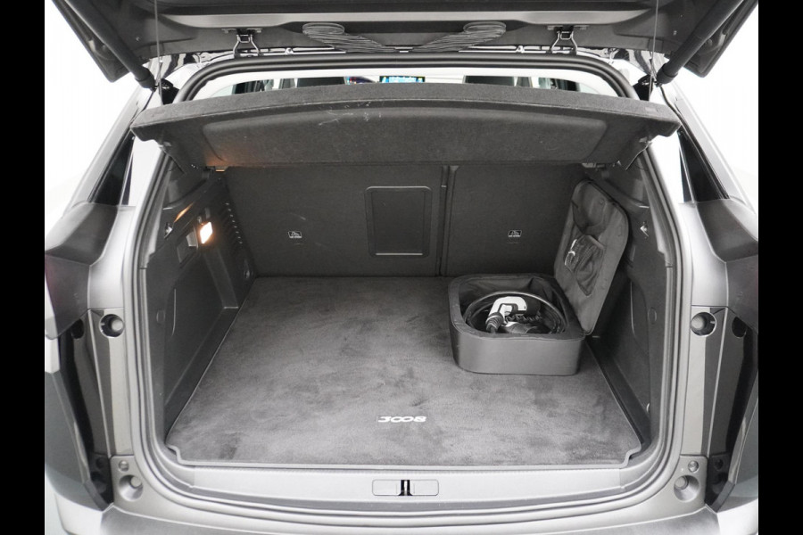 Peugeot 3008 1.6 HYbrid 225 Allure CAMERA | NAVI | RIJKLAAR INCL. 12 MND. BOVAGGARANTIE