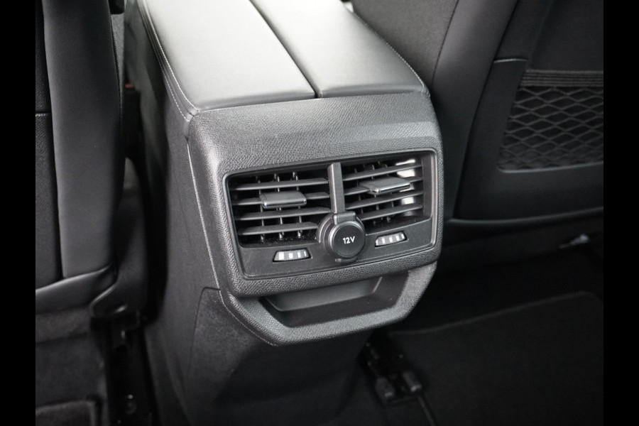 Peugeot 3008 1.6 HYbrid 225 Allure CAMERA | NAVI | RIJKLAAR INCL. 12 MND. BOVAGGARANTIE