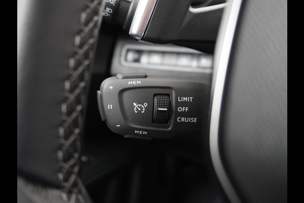 Peugeot 3008 1.6 HYbrid 225 Allure CAMERA | NAVI | RIJKLAAR INCL. 12 MND. BOVAGGARANTIE