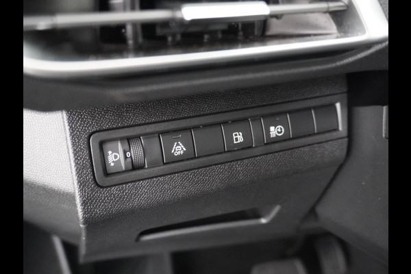 Peugeot 3008 1.6 HYbrid 225 Allure CAMERA | NAVI | RIJKLAAR INCL. 12 MND. BOVAGGARANTIE