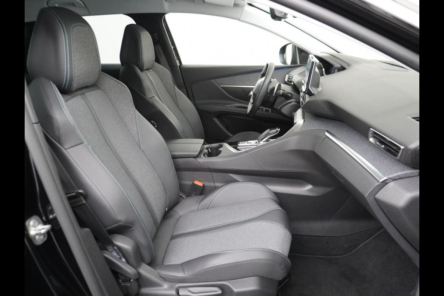 Peugeot 3008 1.6 HYbrid 225 Allure CAMERA | NAVI | RIJKLAAR INCL. 12 MND. BOVAGGARANTIE