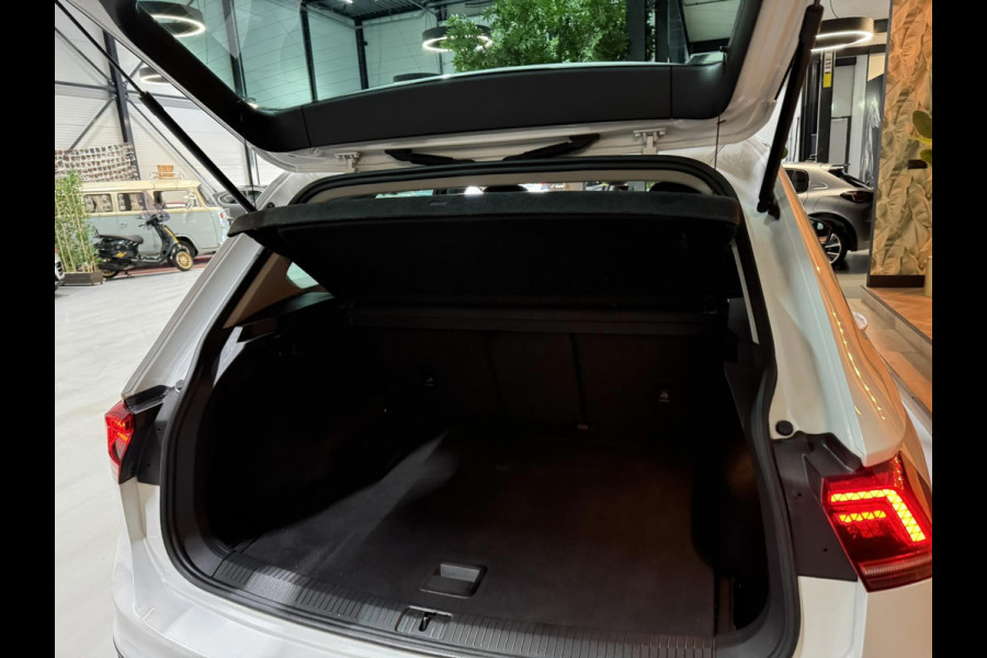 Volkswagen Tiguan 1.5 TSI ACT IQ DRIVE DSG Garantie Keyless LED Adoptieve Cruise Lane Ass Blindspot Camera Carplay Navi Rijklaar