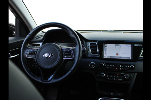 Kia e-Niro ExecutiveLine 64 kWh NL AUTO | SOH 100% | LEDER | ! 2DE PINKSTERDAG GEOPEND VAN 10:00 UUR T/M 17:00 UUR