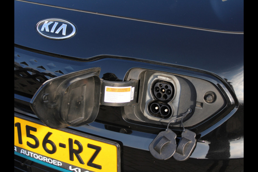 Kia e-Niro ExecutiveLine 64 kWh NL AUTO | SOH 100% | LEDER | ! 2DE PINKSTERDAG GEOPEND VAN 10:00 UUR T/M 17:00 UUR