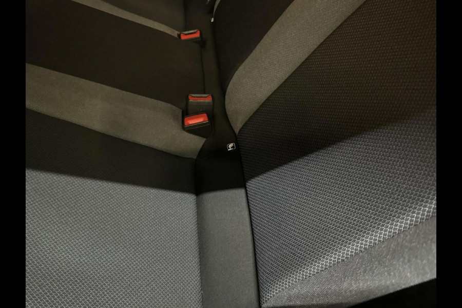 Seat Ibiza 1.0 TSI Style Business Intense Garantie Camera Carplay Beats StoelVW Adoptieve Cruise Clima Navi Xenon Rijklaar