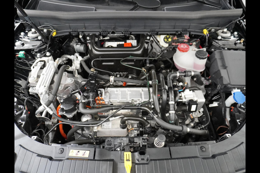 Mercedes-Benz EQB 300 4MATIC AMG Line 67 kWh CAMERA | PANO | RIJKLAARPRIJS INCL. 12 MND. BOVAGGARANTIE
