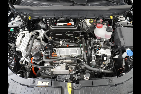 Mercedes-Benz EQB 300 4MATIC AMG Line 67 kWh CAMERA | PANO | RIJKLAARPRIJS INCL. 12 MND. BOVAGGARANTIE