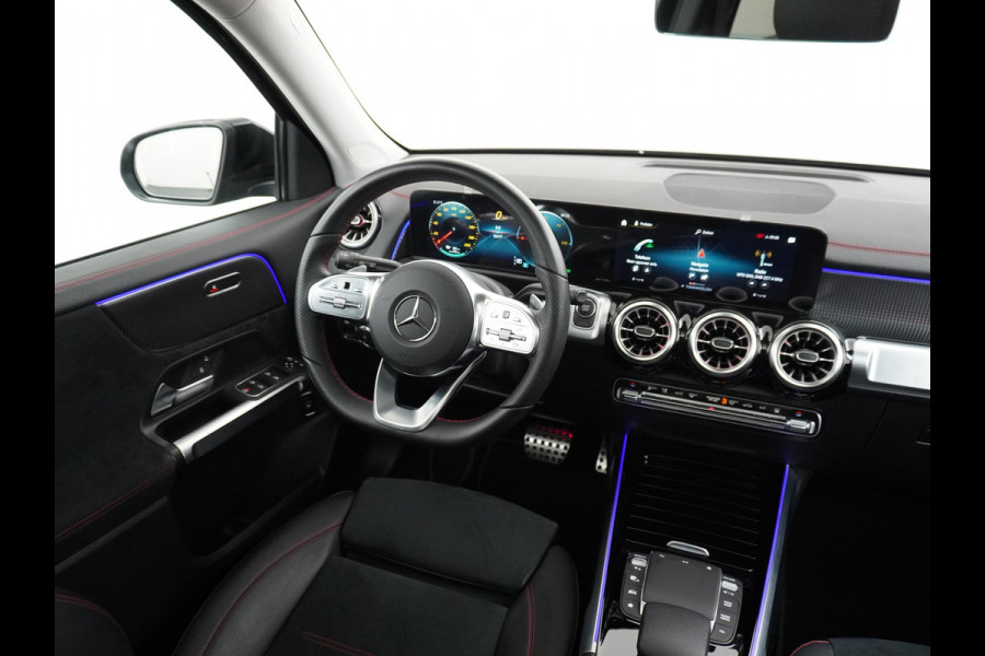 Mercedes-Benz EQB 300 4MATIC AMG Line 67 kWh CAMERA | PANO | RIJKLAARPRIJS INCL. 12 MND. BOVAGGARANTIE