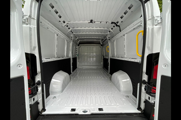 Fiat E-Ducato 4.25t L3H2 Heavy 110 kWh | Achteruitrijcamera | LED koplampen | Navigatie | Reservewiel