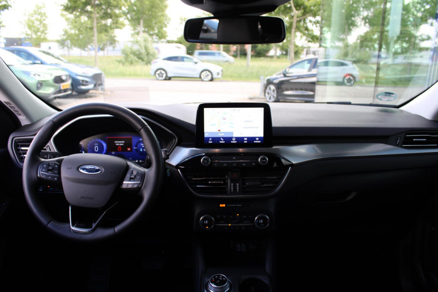 Ford Kuga 2.5 PHEV Titanium X | Adaptive cruise control | Head up Display | Dodehoeksensoren | Winter Pack | Camera | Half leder | Bang&Olufsen
