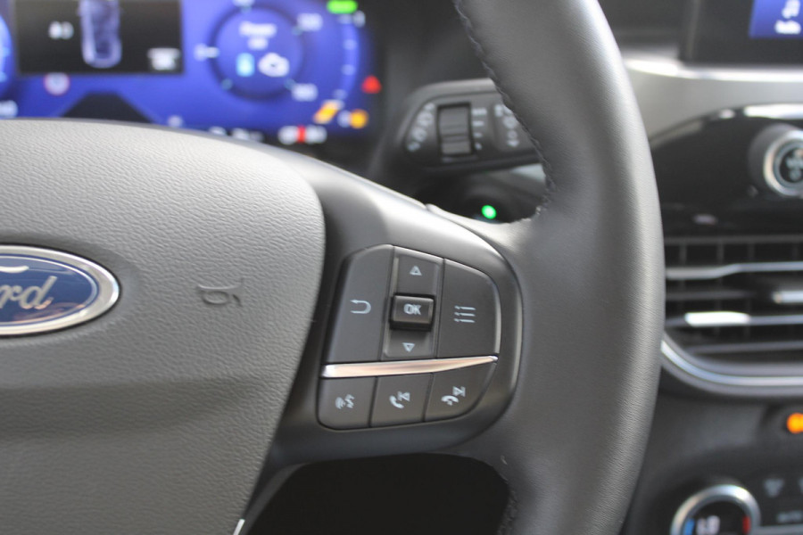 Ford Kuga 2.5 PHEV Titanium X | Adaptive cruise control | Head up Display | Dodehoeksensoren | Winter Pack | Camera | Half leder | Bang&Olufsen