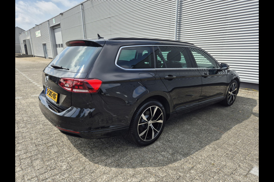 Volkswagen Passat Variant 1.5 TSI Comfort Business Automaat, airco,cruise,navigatie parkeersensoren,