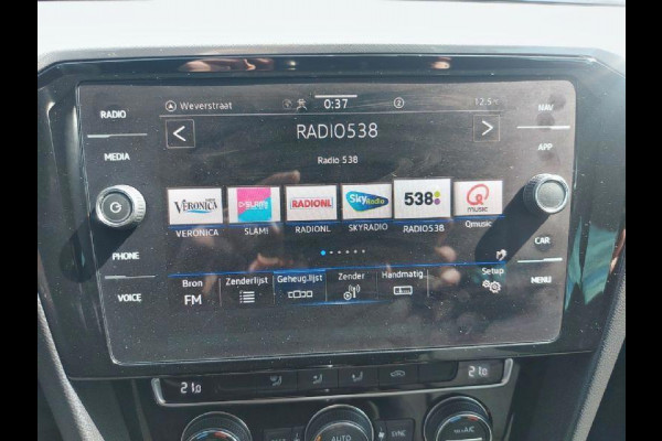Volkswagen Passat Variant 1.5 TSI Comfort Business Automaat, airco,cruise,navigatie parkeersensoren,
