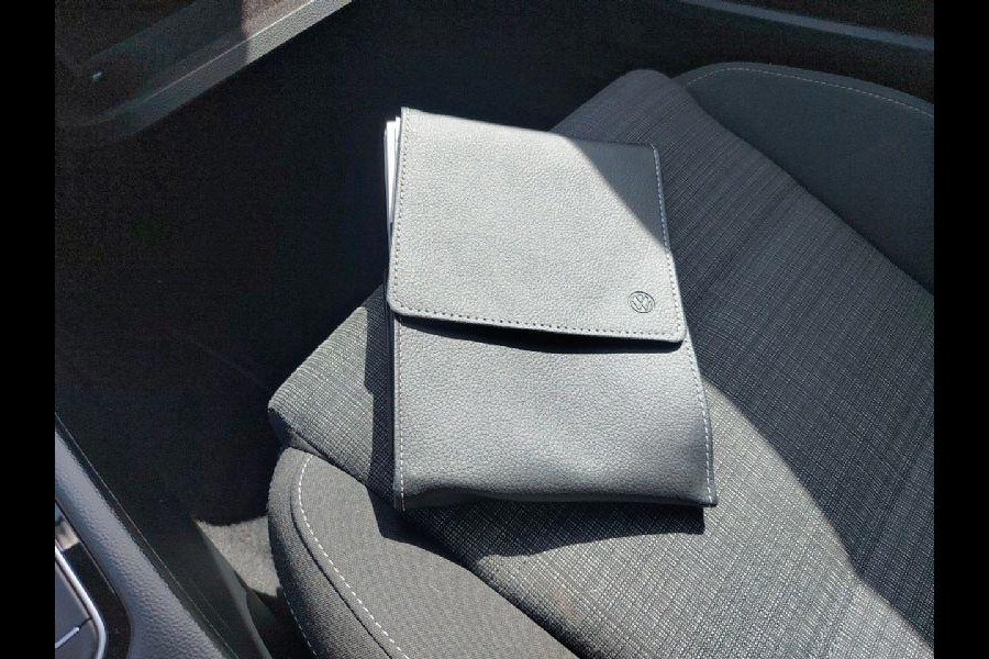 Volkswagen Passat Variant 1.5 TSI Comfort Business Automaat, airco,cruise,navigatie parkeersensoren,