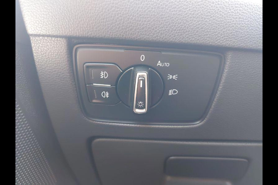 Volkswagen Passat Variant 1.5 TSI Comfort Business Automaat, airco,cruise,navigatie parkeersensoren,